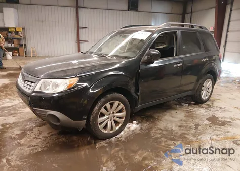2013 Subaru Forester 2.5X Premium from USA, damaged, VIN JF2SHACC9DH438716